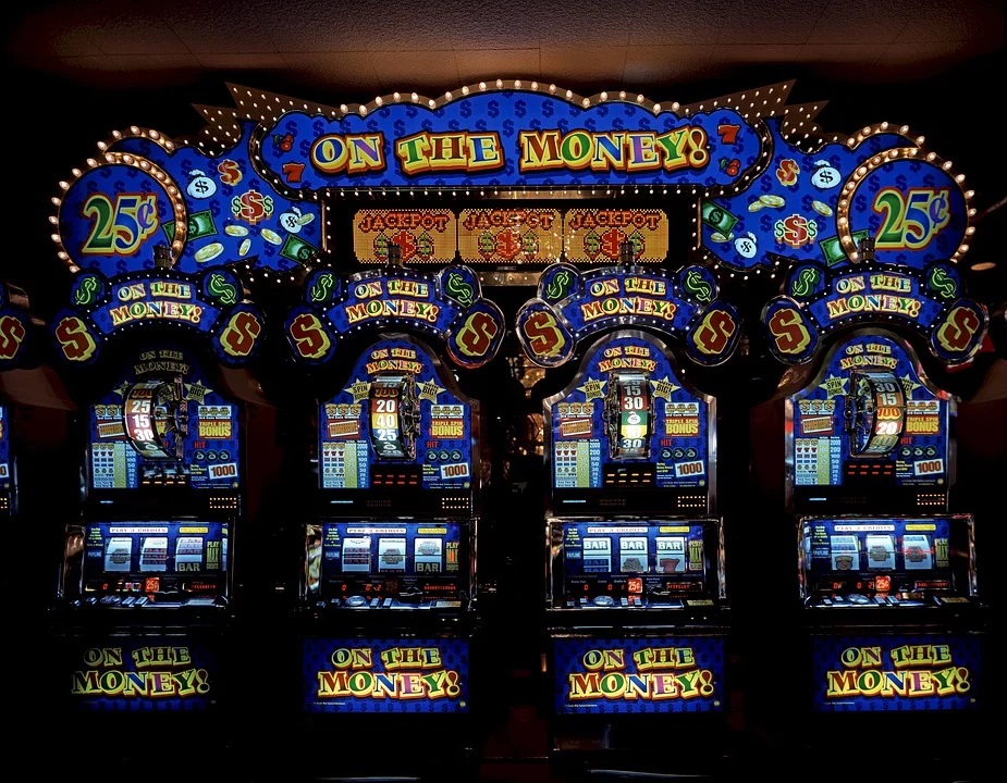 slot machine math mmodel for programming